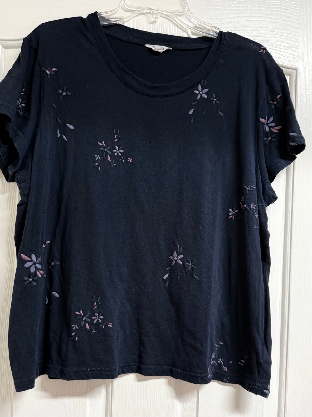 Splendid Navy Short-Sleeve Tee with Lilac Floral Print